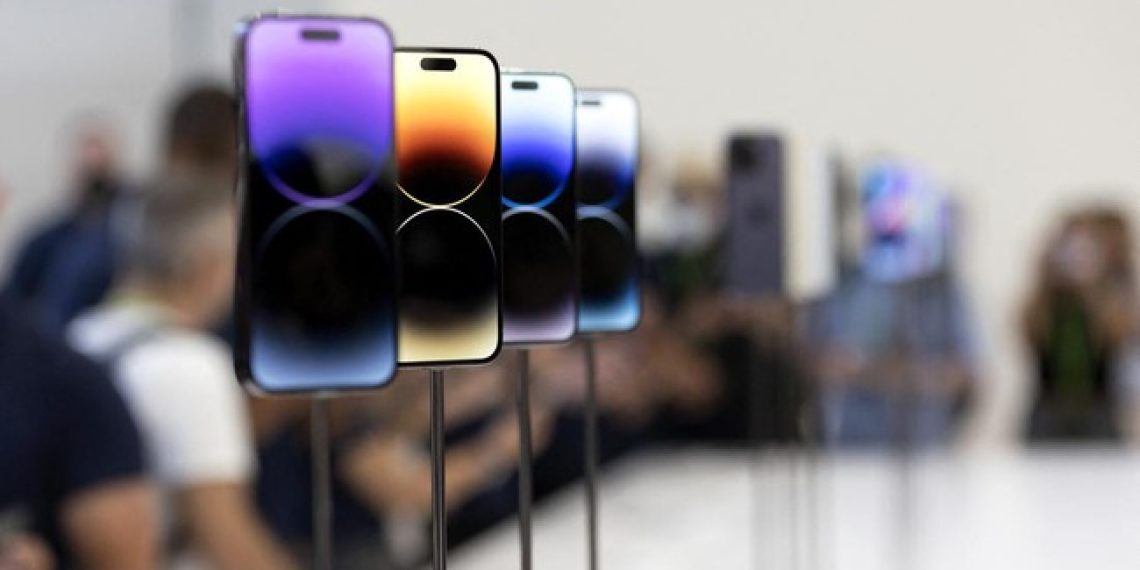 iPhone 15 Pro Models to Use Titanium Frame, All Models to Feature Dynamic Island Report - Before You Take