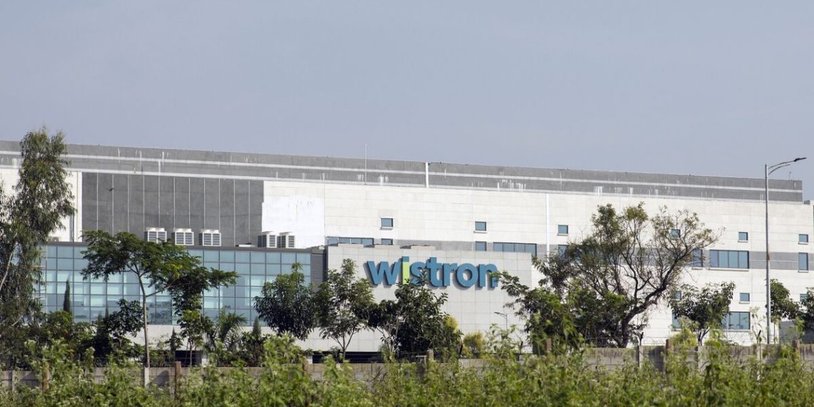 Tata Group in Talks to Acquire Wistron's Plant for Apple Product Production - Before You Take