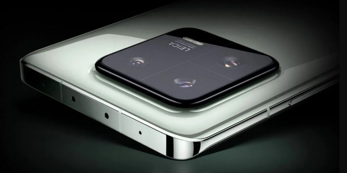 Xiaomi 14 Pro Leaks - Snapdragon 8 Gen 3 SoC and 5000mAh Battery Revealed! - Latest Tech News India - Tech Updates - Before You Take