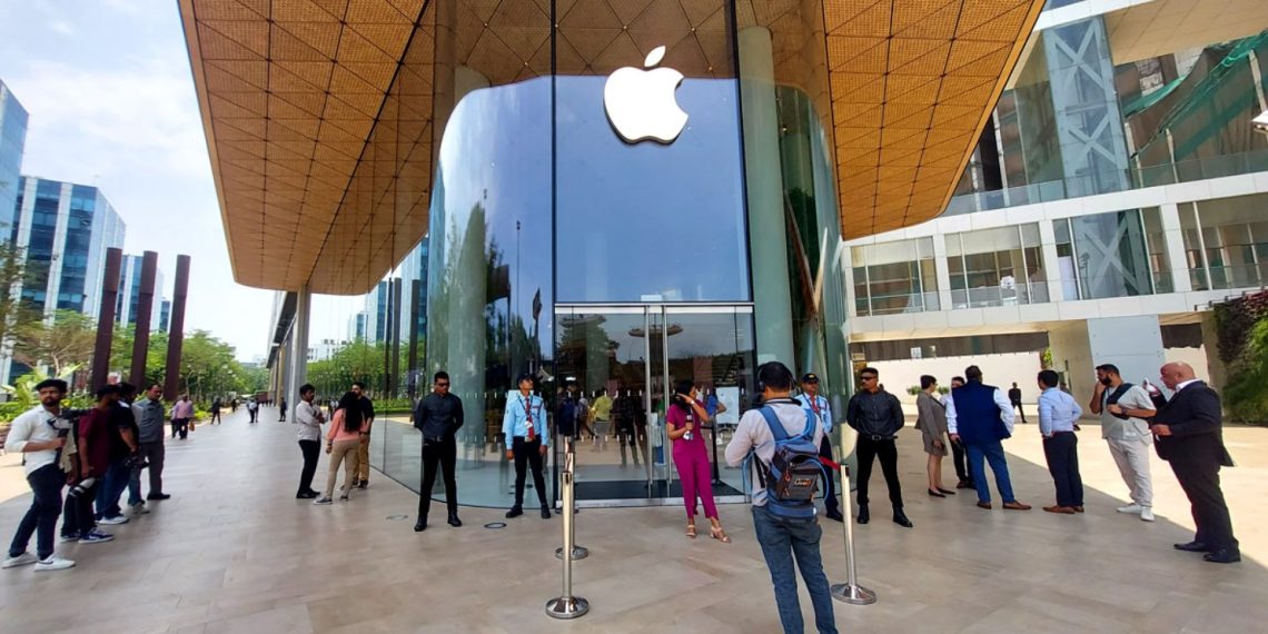 Apple's Remarkable Strategy in India - Projected Surge to 7% Market Share with iPhone 15's Diwali Launch - Tech News - Updates - Before You Take