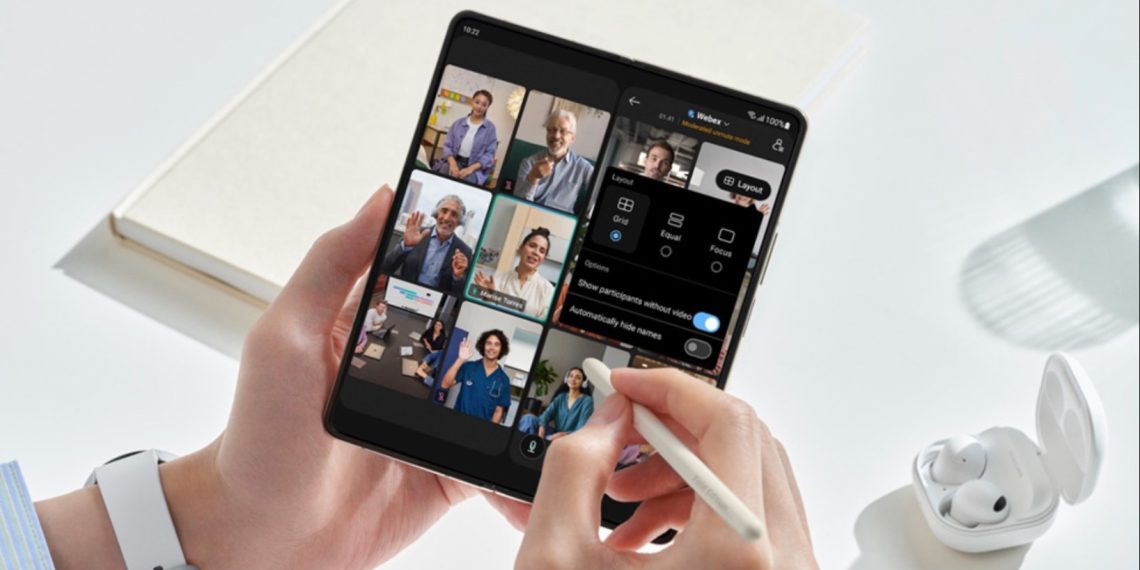 Tech Giants Apple and Google Set to Challenge Samsung's Foldable Phones with Innovative Flexible Tablets - Tech News India - Updates - Before You Take