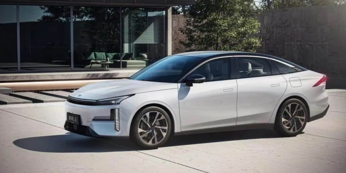 Geely Galaxy L6 PHEV Sedan - A Game-Changer in the Electric Vehicle Market with a Staggering 1,370 km Range - Tech News India - Updates - Before You Take