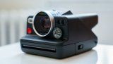 Discover the Polaroid I-2: Advanced Instant Camera with Manual Controls and 3-Element Lens